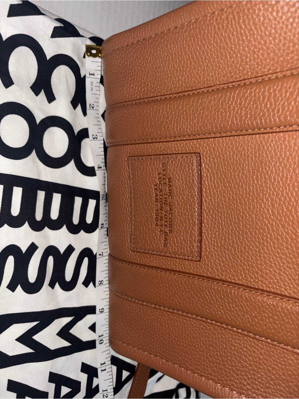 Authentic Marc Jacobs The Tote Bag in Brown - Leather Top-Handle Shoulder Bag - Picture 14 of 16